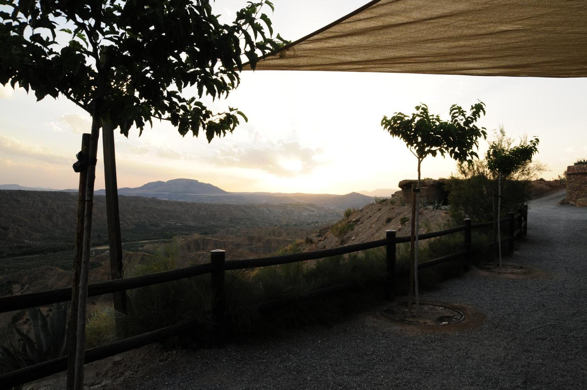 Cuevas El Torriblanco Guest House Gorafe Екстериор снимка