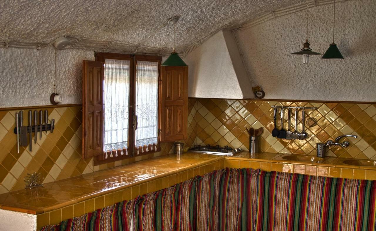 Cuevas El Torriblanco Guest House Gorafe Екстериор снимка