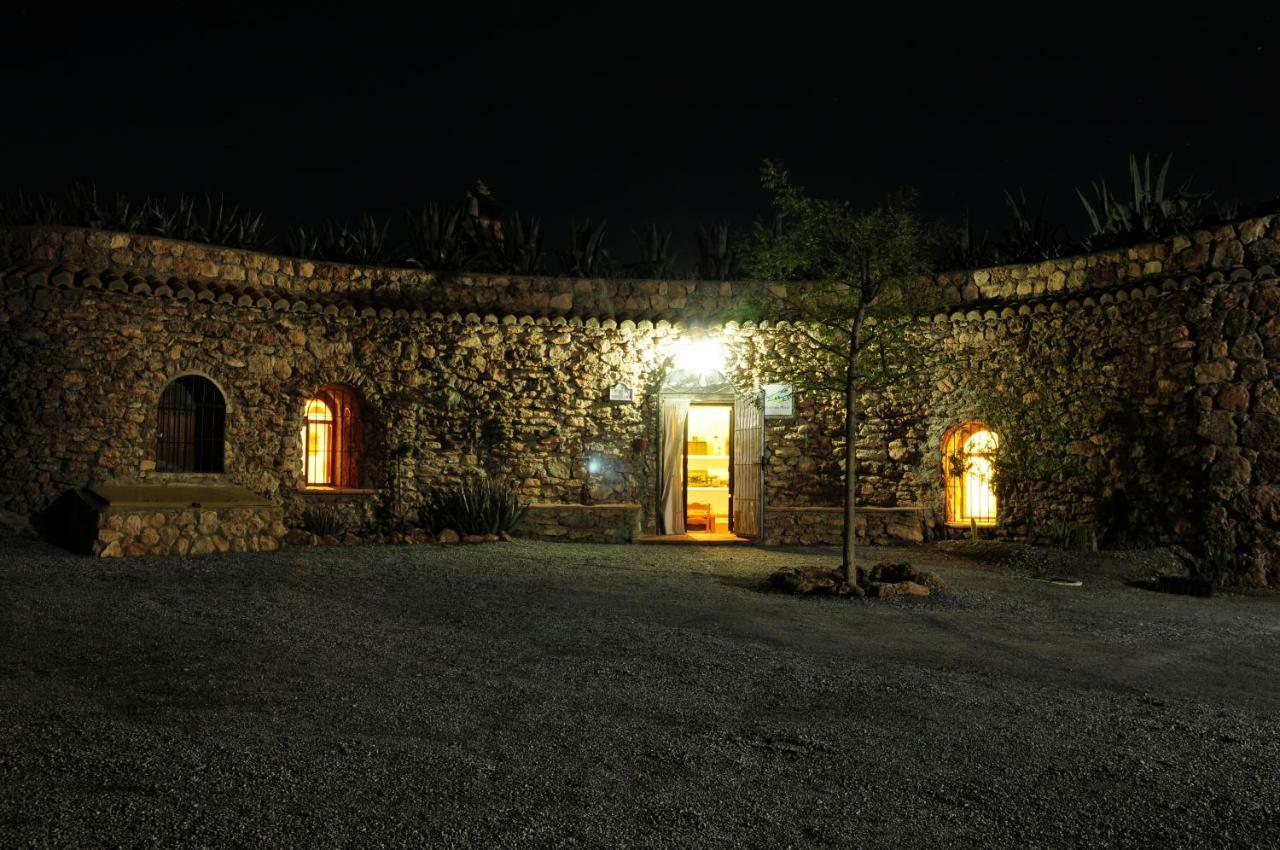 Cuevas El Torriblanco Guest House Gorafe Екстериор снимка